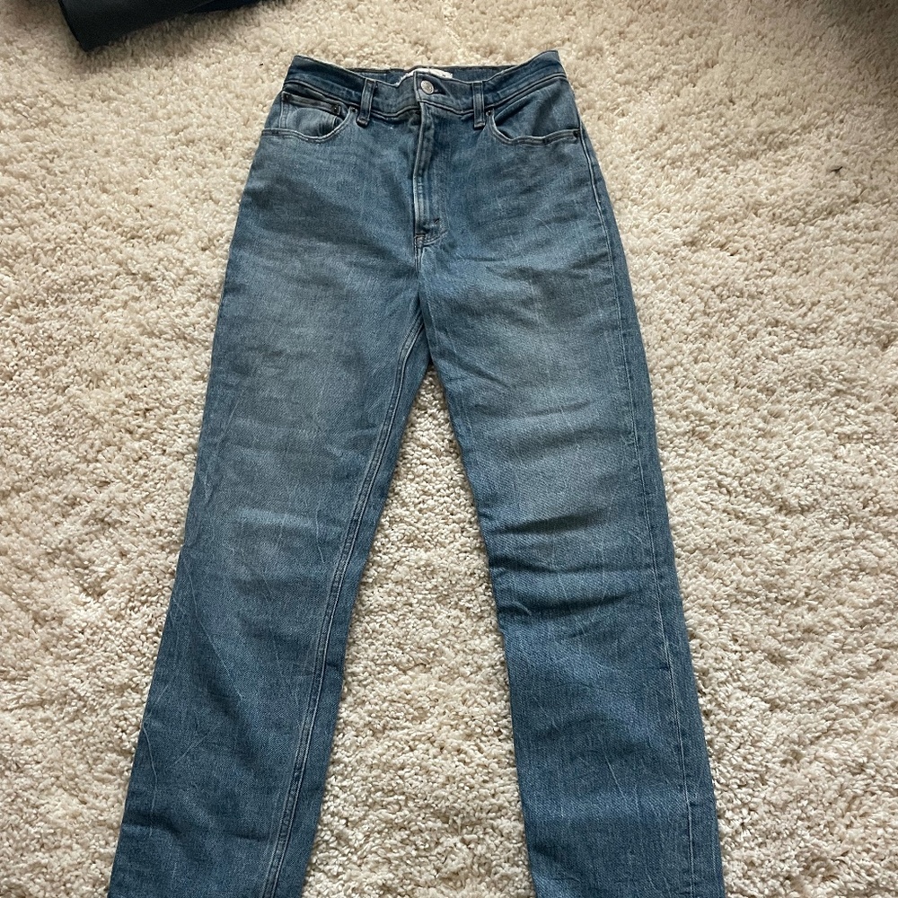 Women's Ambercrombie Straight Jeans